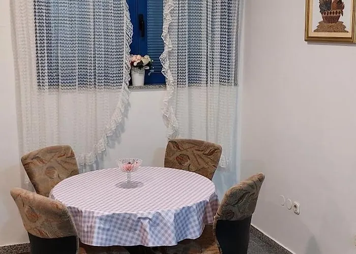 Stan Centar U Stocu Lägenhet Stolac